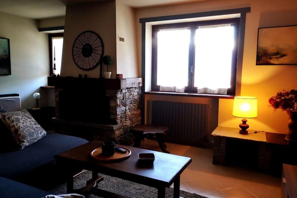 La Maison De Carmen Aosta Bagian luar foto